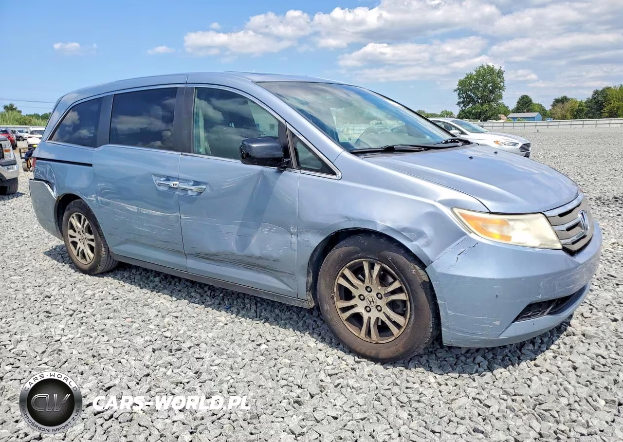 2011 Honda Odyssey Exl VIN:5FNRL5H6XBB060828 - 4