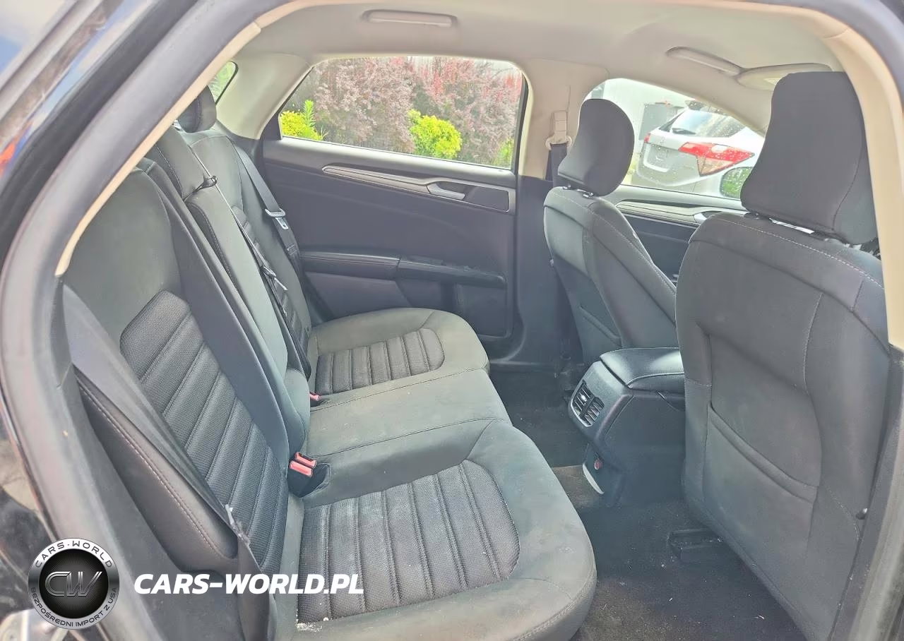 2018 Ford Fusion Se VIN:3FA6P0HD5JR199857 - 10