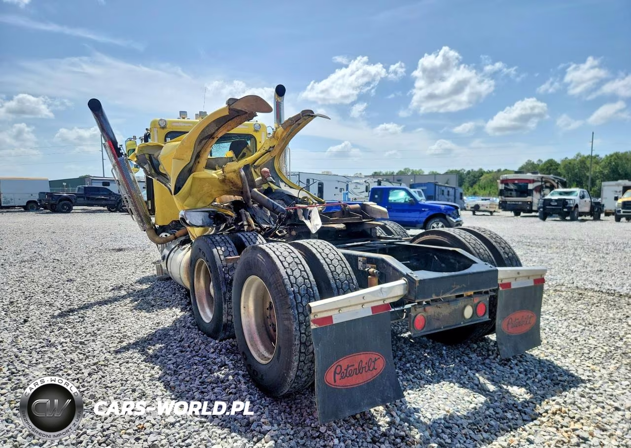 2014 Peterbilt 388 Semi Truck VIN:1XPWD49XXED243271 - 2