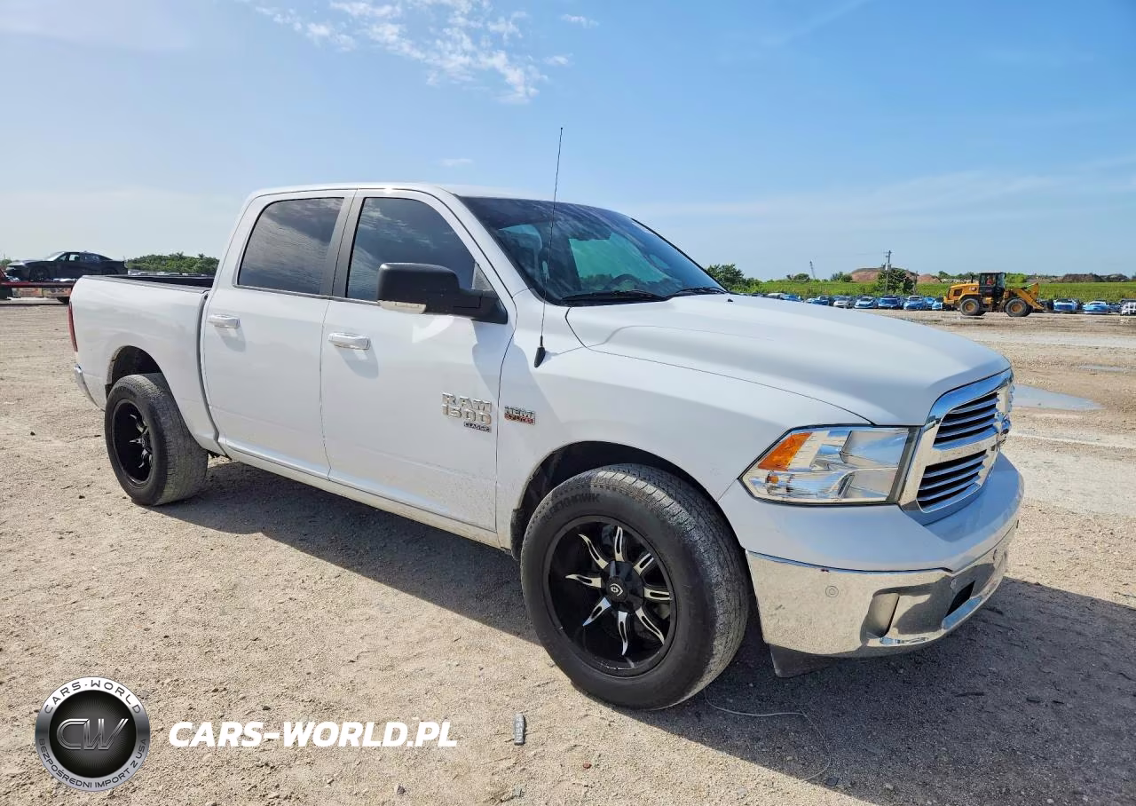 2019 Ram 1500 Classic Slt VIN:1C6RR6LT7KS554785 - 4