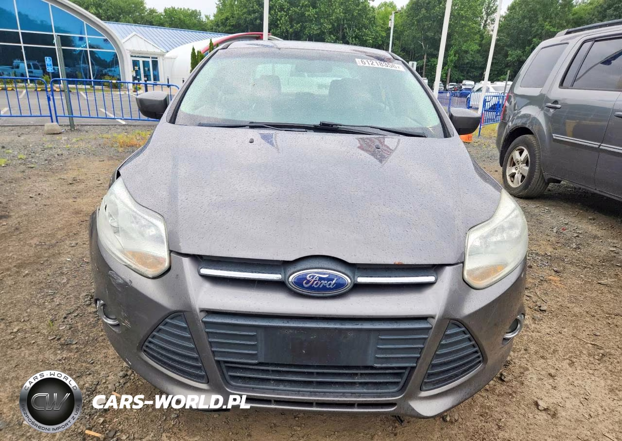2012 Ford Focus Se VIN:1FAHP3F25CL193201 - 5