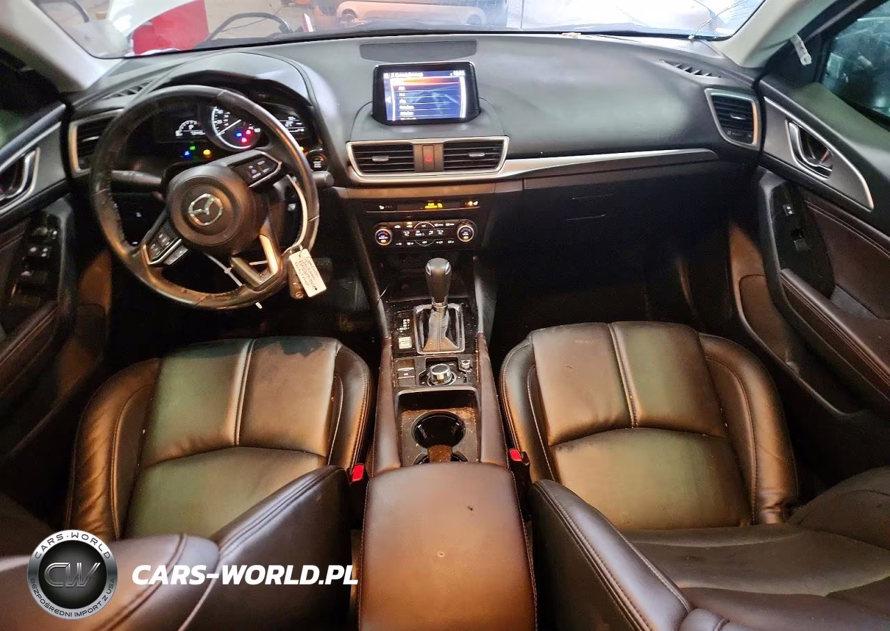 2018 Mazda 3 Touring VIN:3MZBN1V33JM233482 - 8