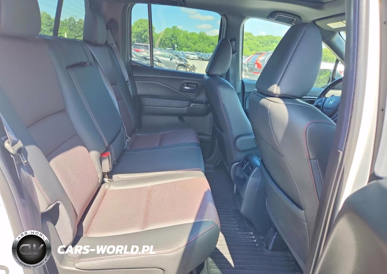 2023 Honda Ridgeline Black Edition VIN:5FPYK3F86PB006559 - 10