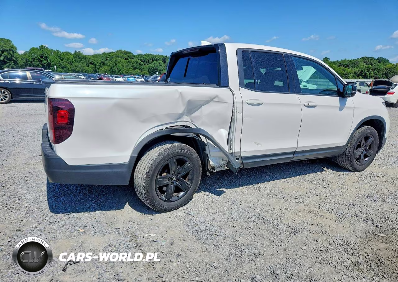 2023 Honda Ridgeline Black Edition VIN:5FPYK3F86PB006559 - 3