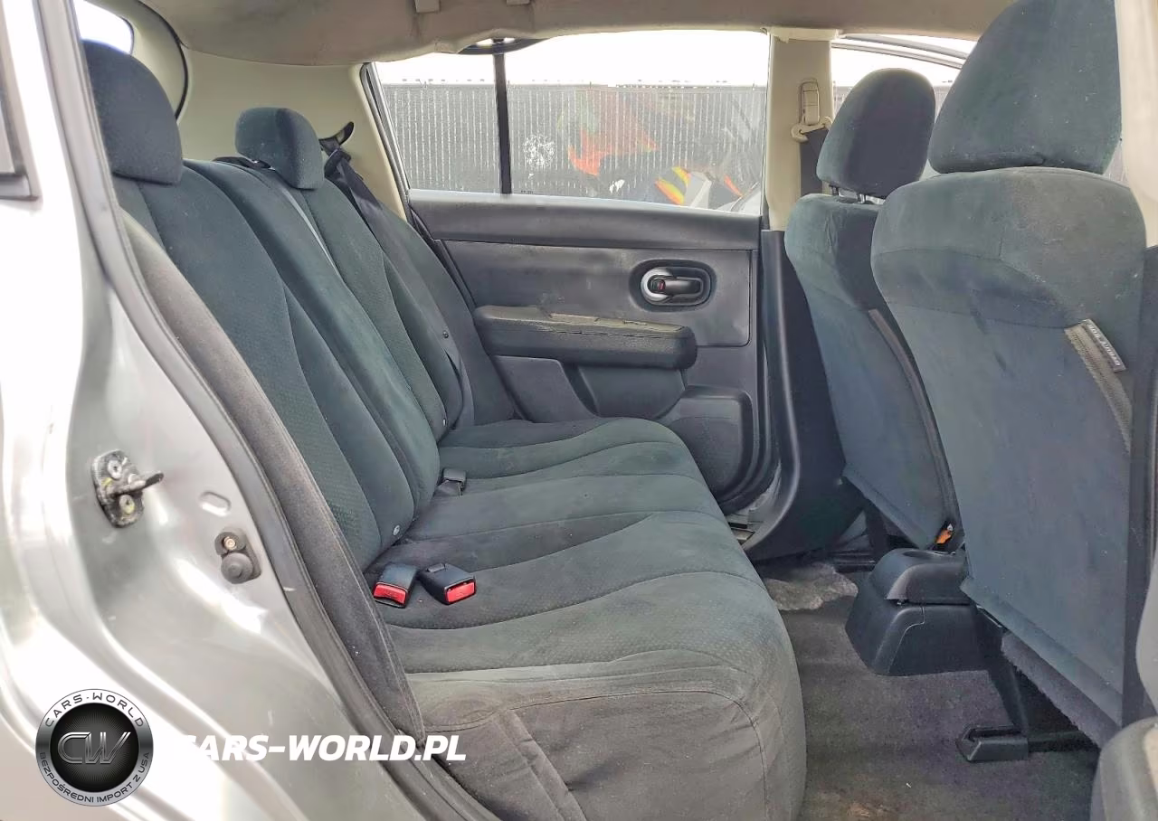 2010 Nissan Versa 1.8 S VIN:3N1BC1CPXAL462796 - 10
