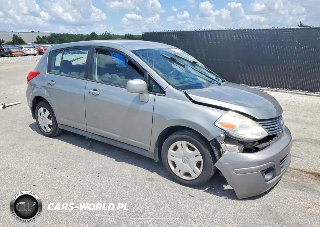 2010 Nissan Versa 1.8 S VIN:3N1BC1CPXAL462796 - 4