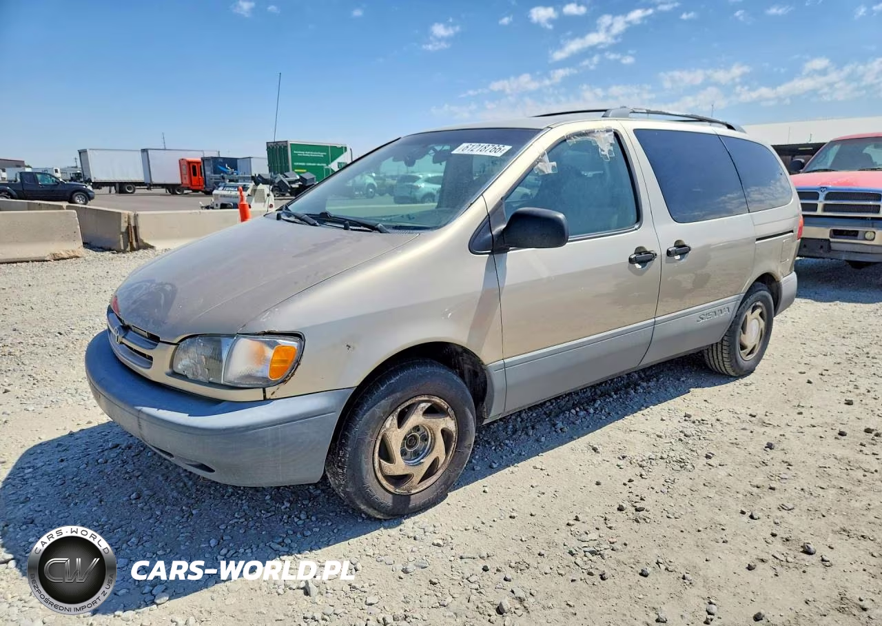 2000 Toyota Sienna Le