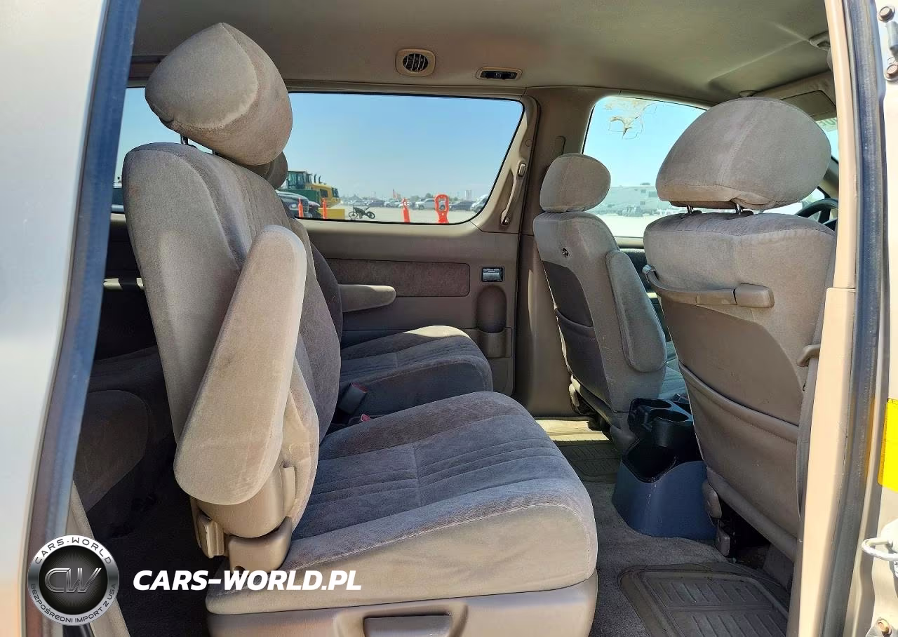 2000 Toyota Sienna Le VIN:4T3ZF13C0YU259001 - 11