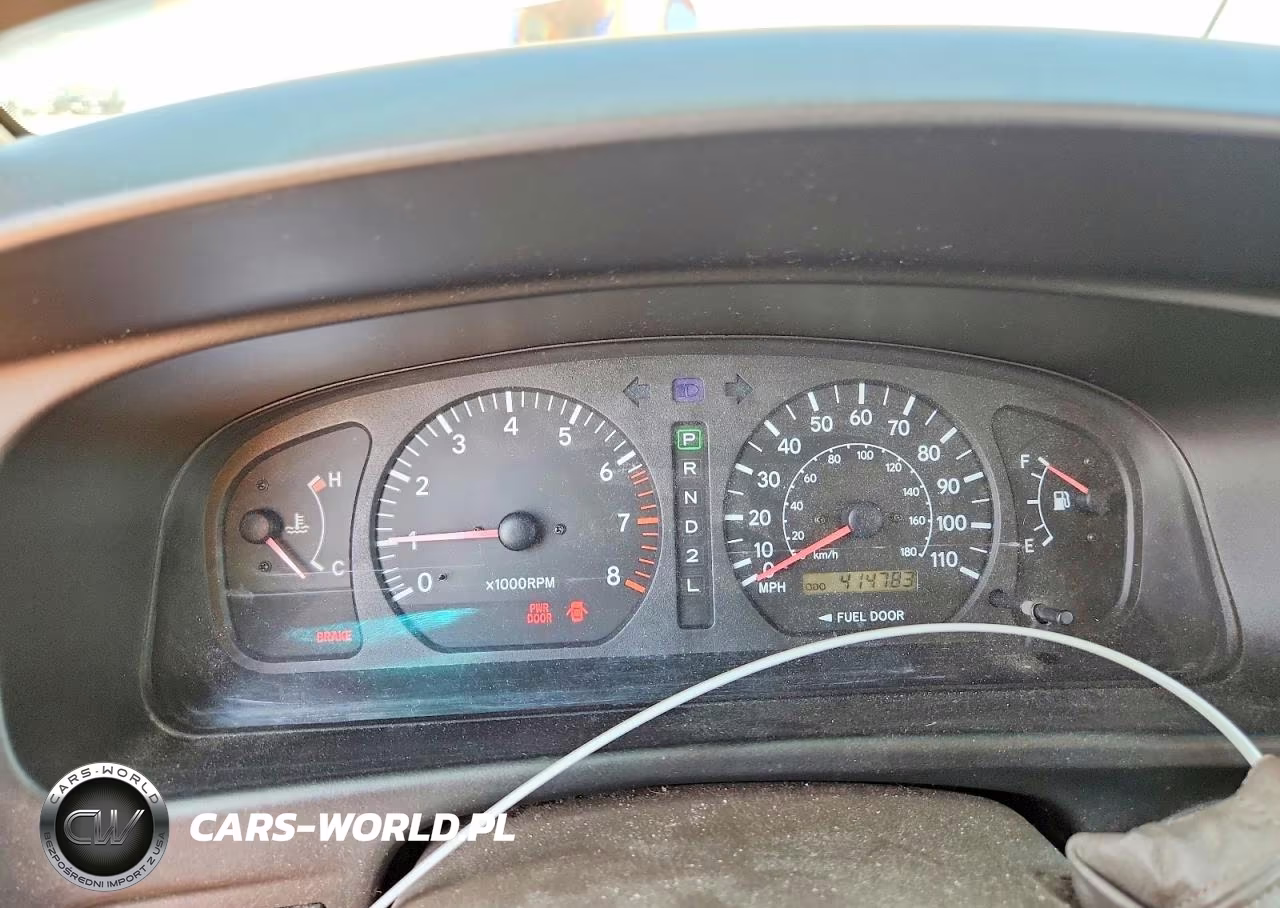 2000 Toyota Sienna Le VIN:4T3ZF13C0YU259001 - 9