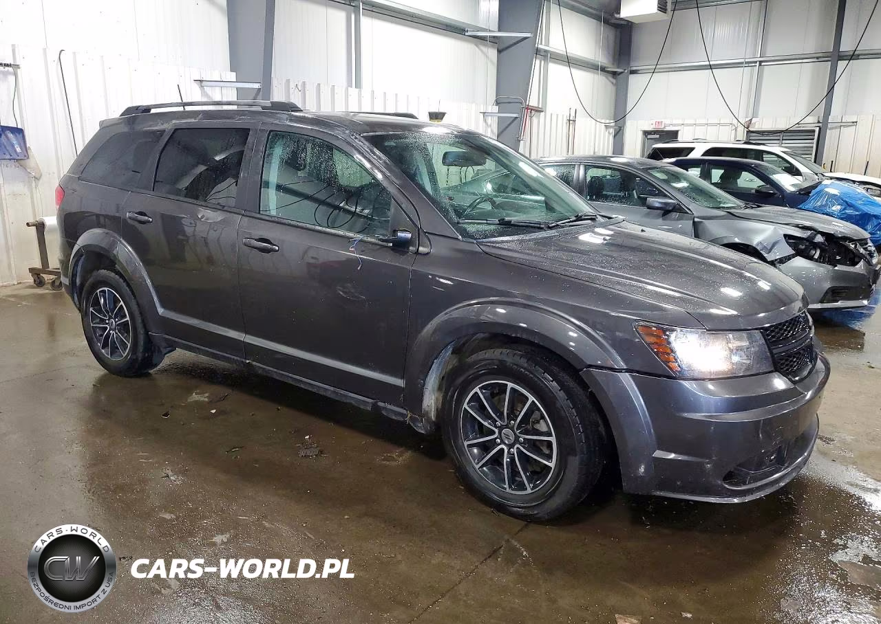 2018 Dodge Journey Se VIN:3C4PDCAB0JT509952 - 4