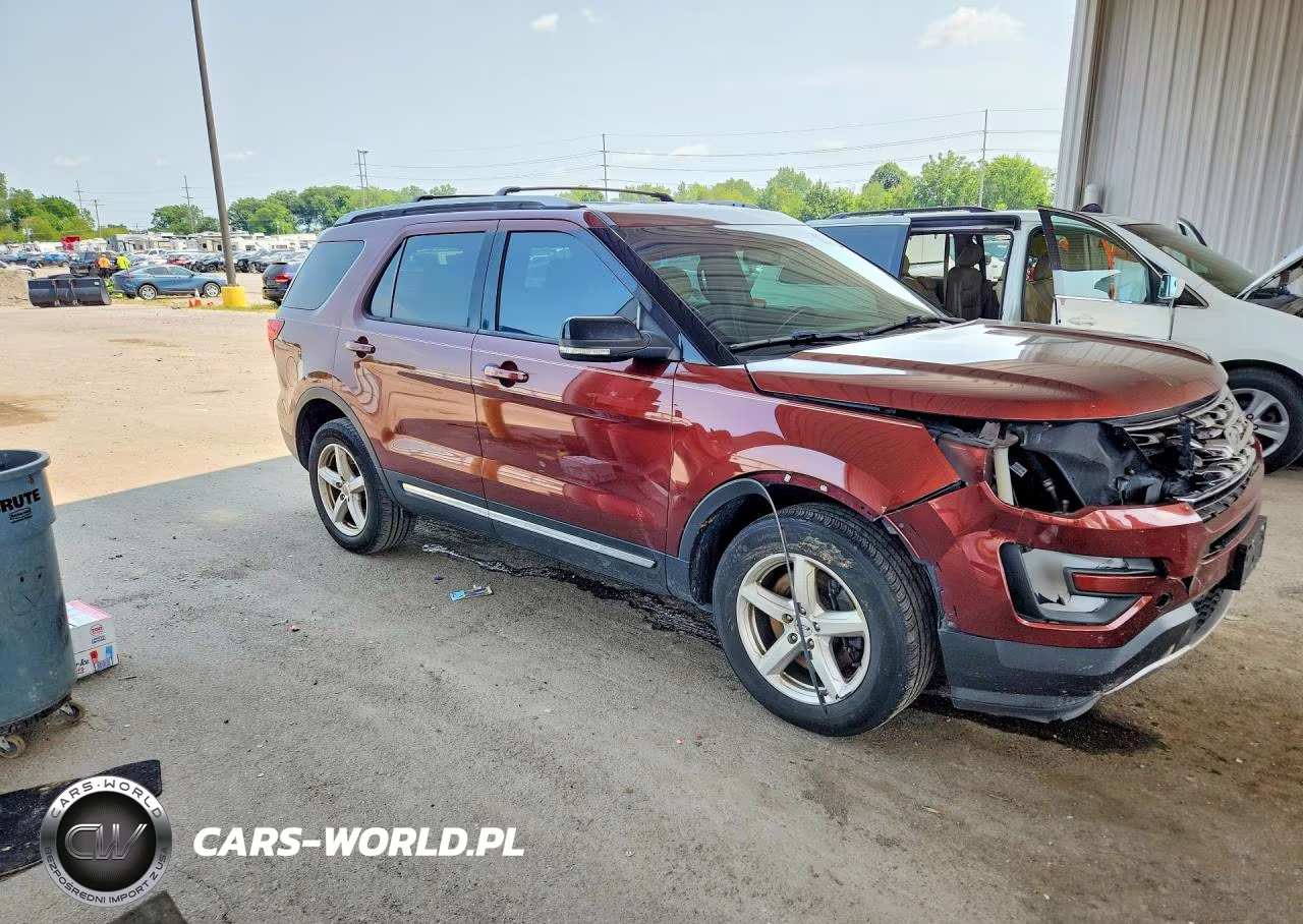 2016 Ford Explorer Xlt VIN:1FM5K8D82GGB04386 - 4