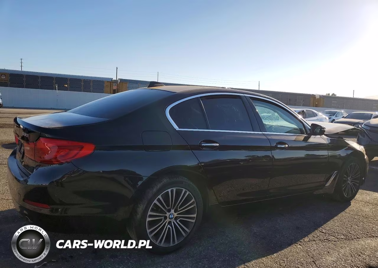 2018 BMW 530 I VIN:WBAJA5C51JWA57117 - 3