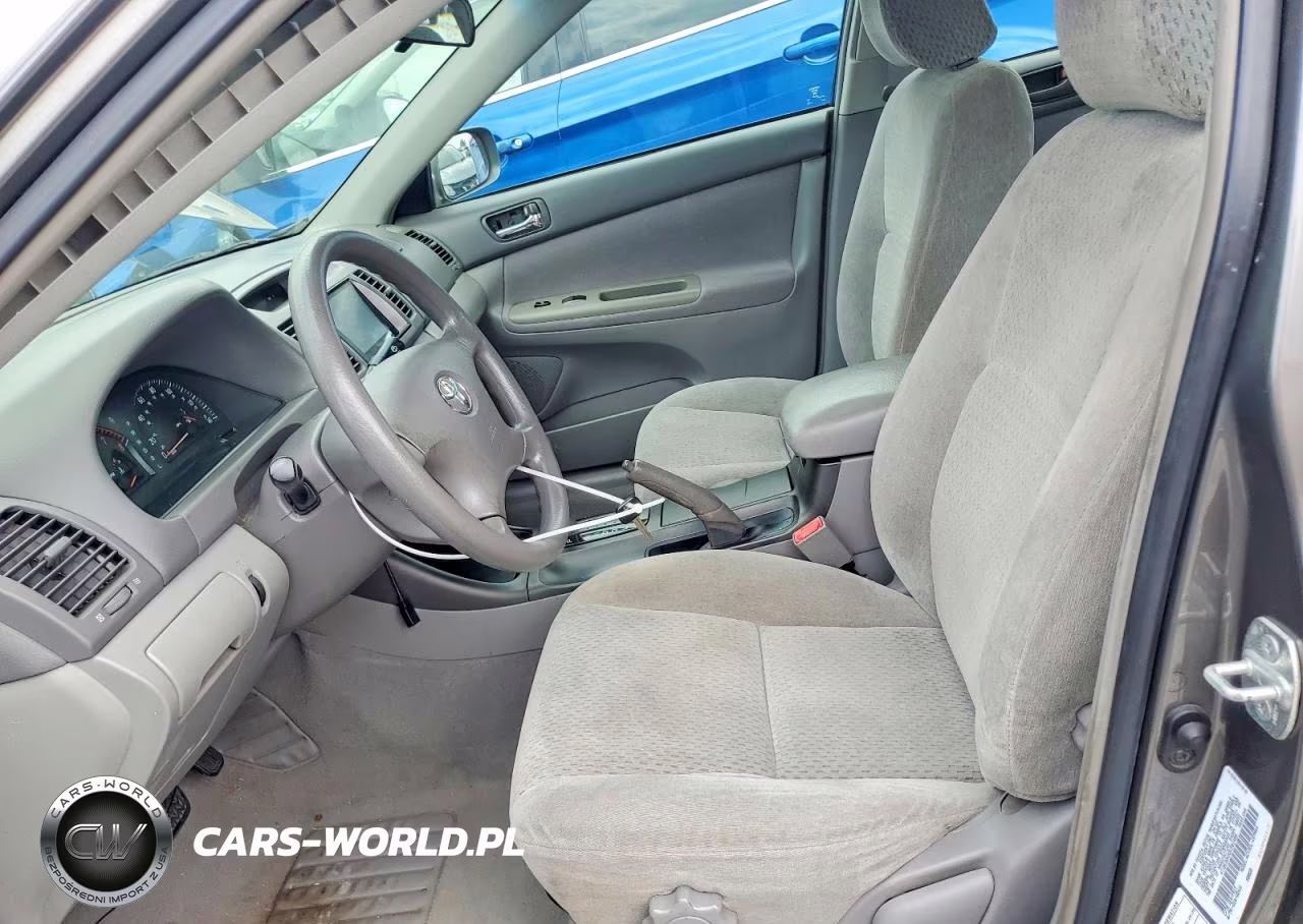 2002 Toyota Camry Le VIN:4T1BE32K82U581488 - 7
