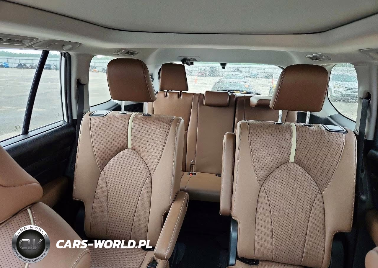 2024 Toyota Grand Highlander Platinum VIN:5TDAAAB57RS058911 - 10