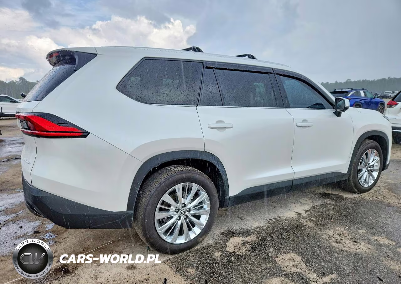2024 Toyota Grand Highlander Platinum VIN:5TDAAAB57RS058911 - 3