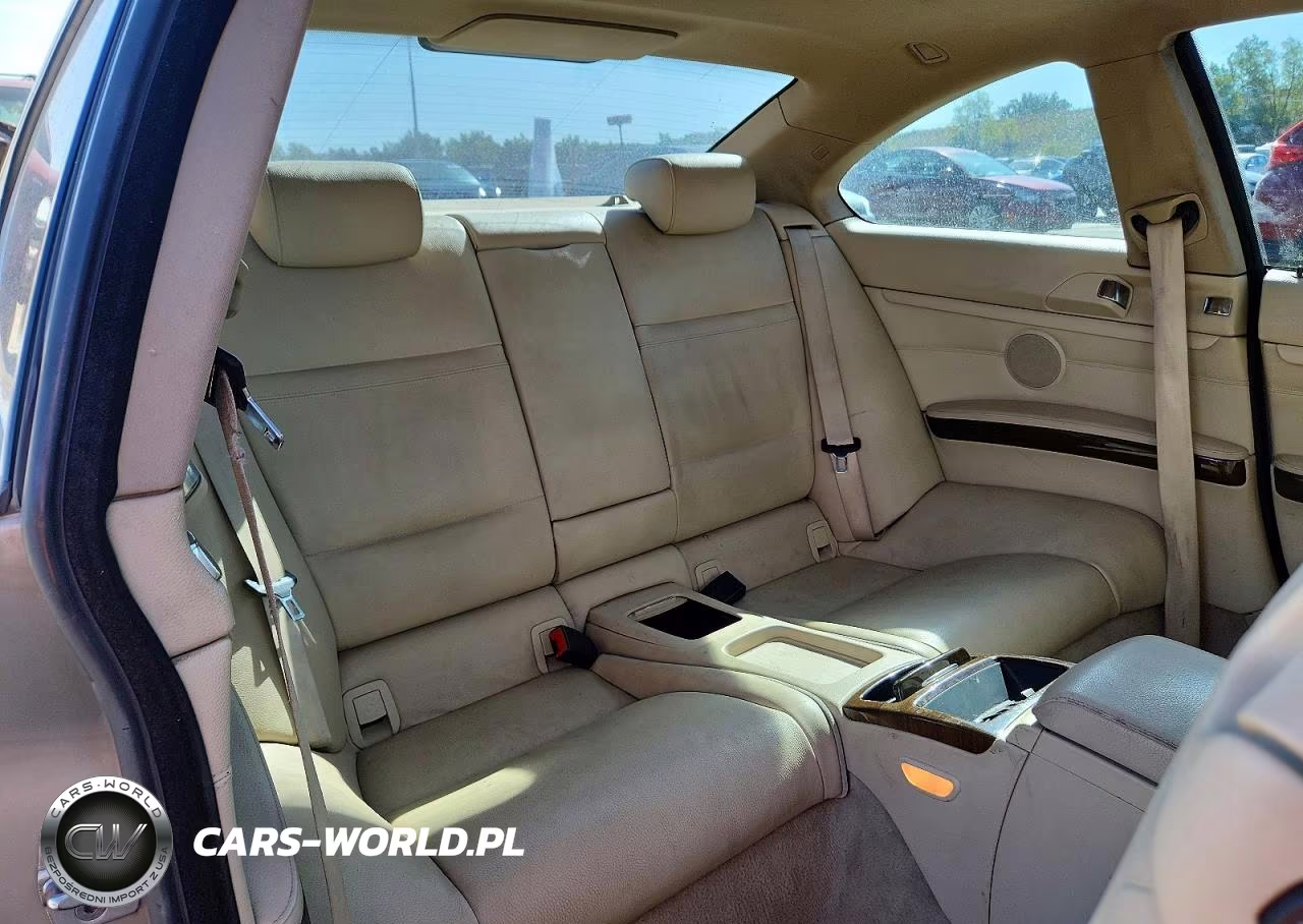 2010 BMW 328 Xi VIN:WBAWC3C50AP471100 - 10