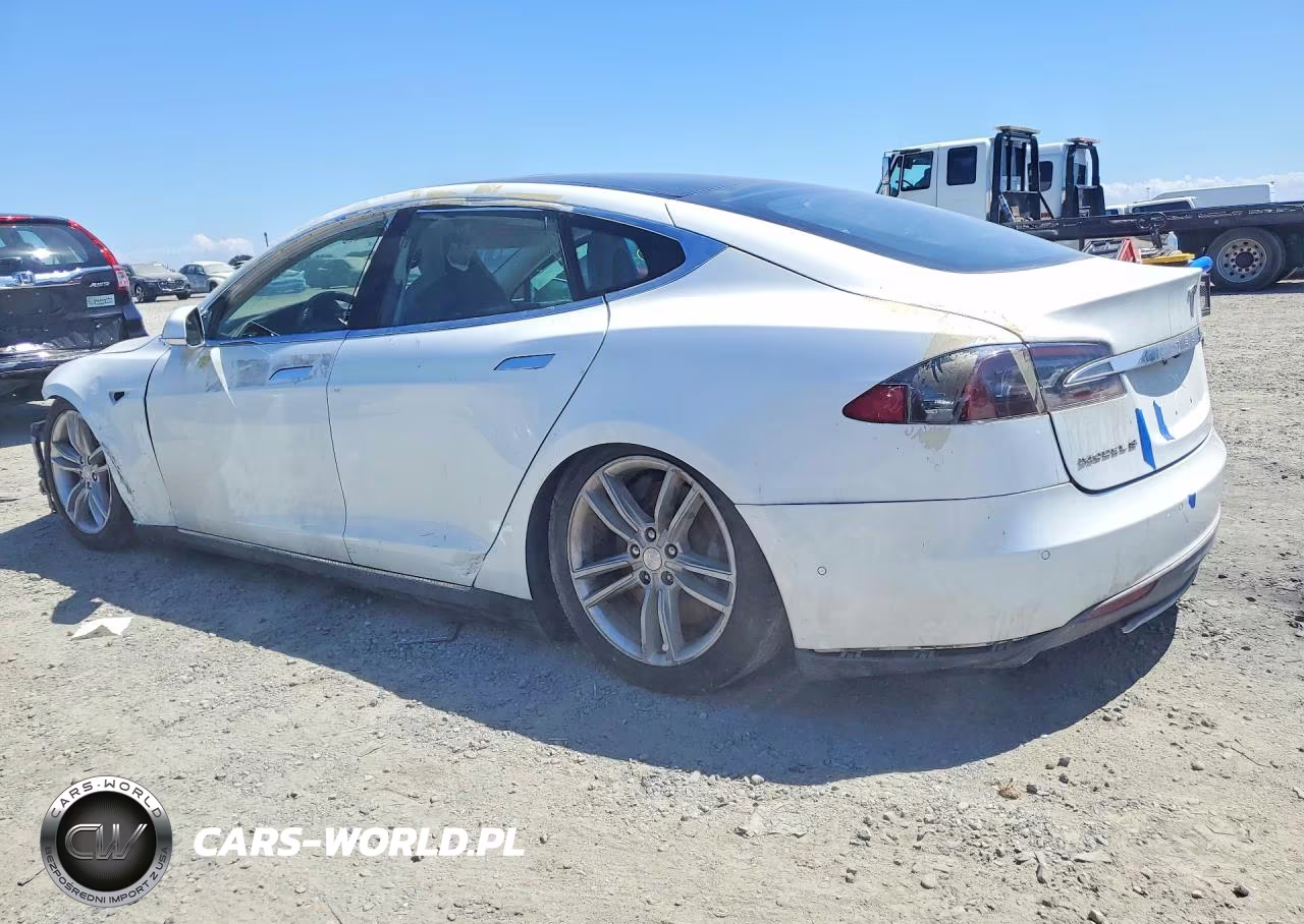 2014 Tesla Model S VIN:5YJSA1H11EFP57345 - 2