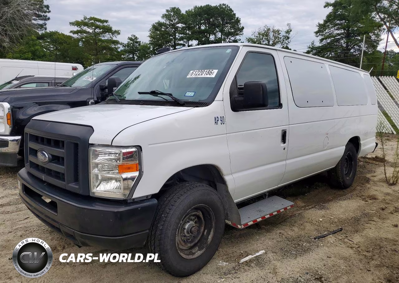2012 Ford Econoline E350 Super Duty Van