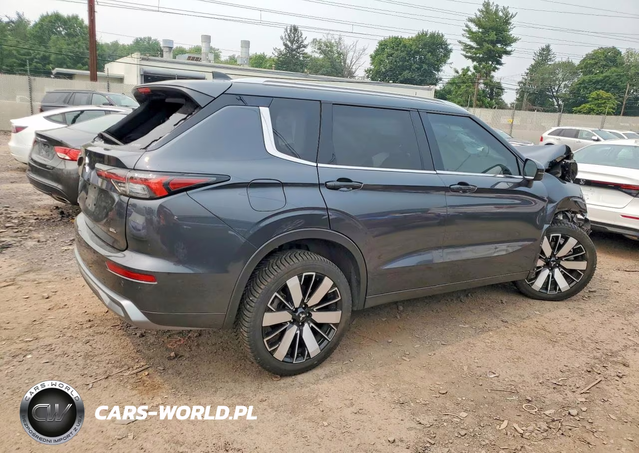 2025 Mitsubishi Outlander Sel VIN:JA4J4WA89SZ022510 - 3