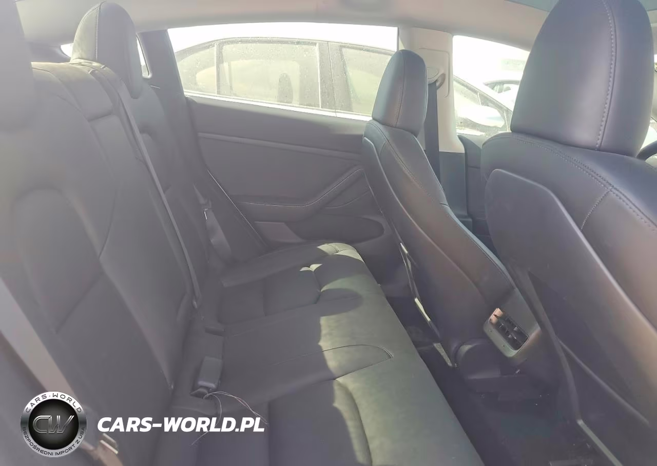 2022 Tesla Model Y VIN:7SAYGDEF8NF348417 - 11
