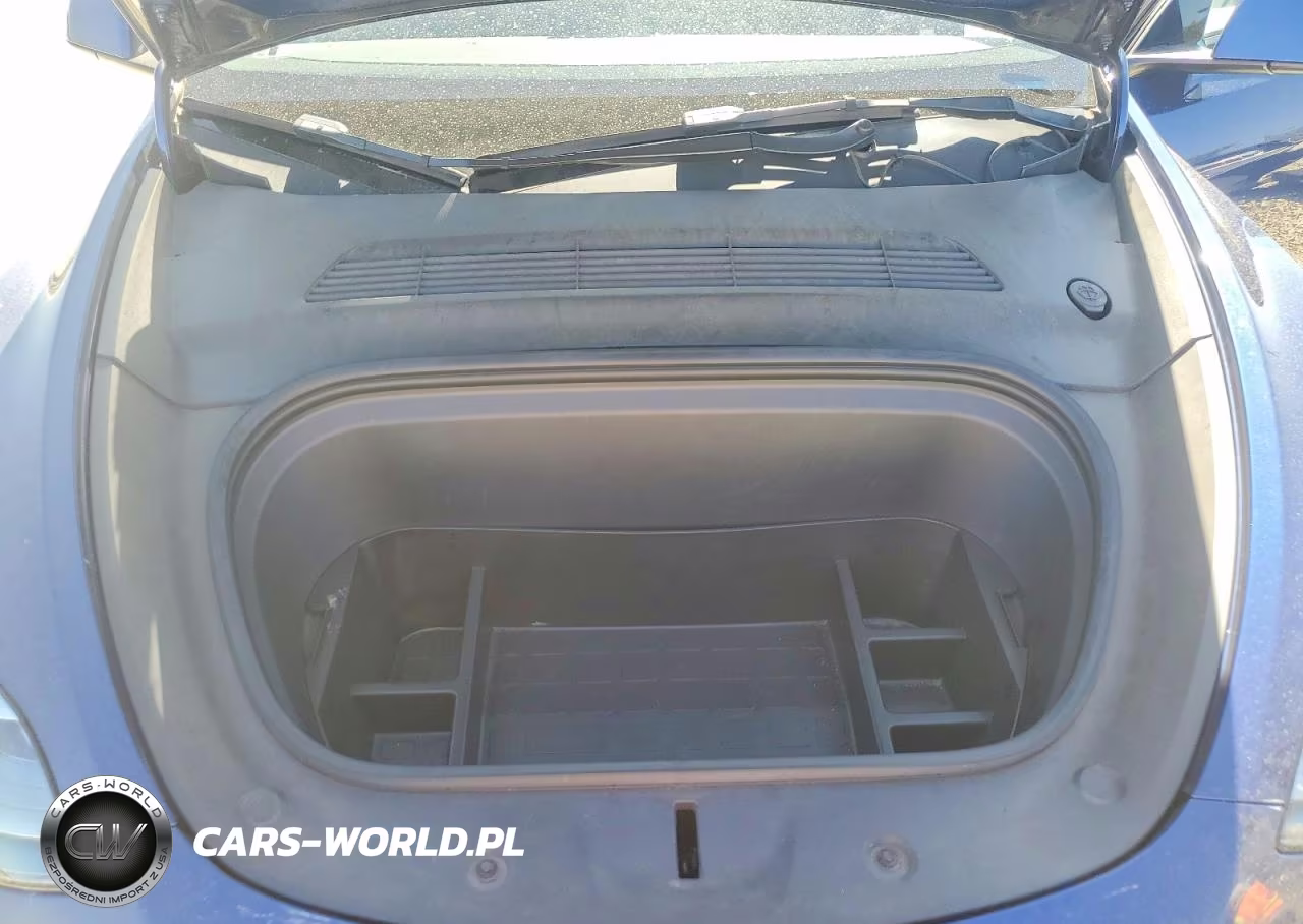 2022 Tesla Model Y VIN:7SAYGDEF8NF348417 - 12