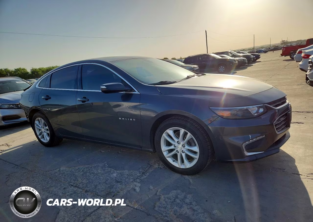 2018 Chevrolet Malibu Lt VIN:1G1ZD5ST9JF255303 - 4