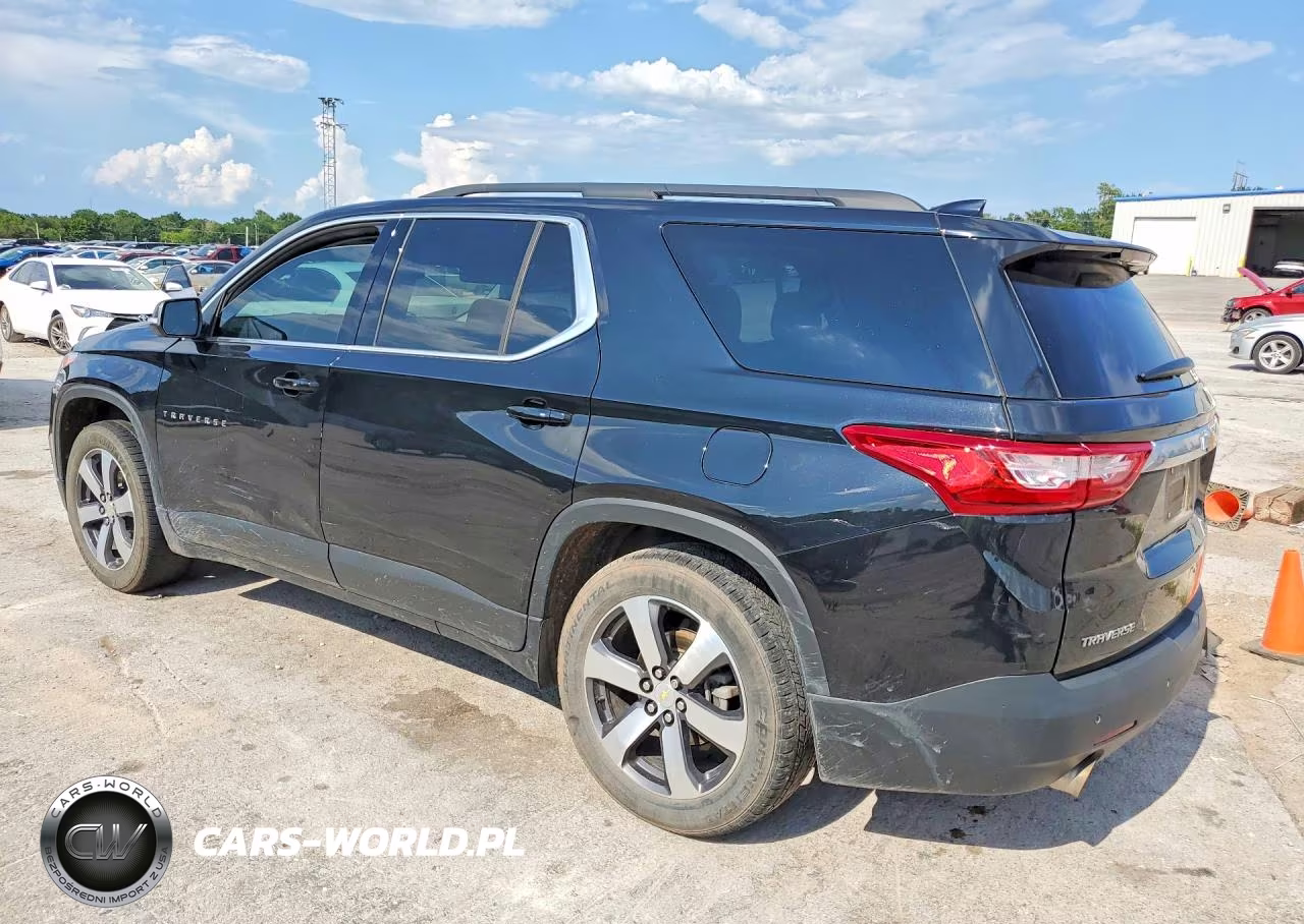 2021 Chevrolet Traverse Lt VIN:1GNERHKW5MJ201640 - 2
