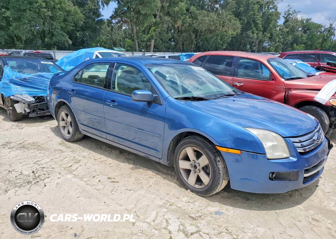 2009 Ford Fusion Se VIN:3FAHP07ZX9R135069 - 4