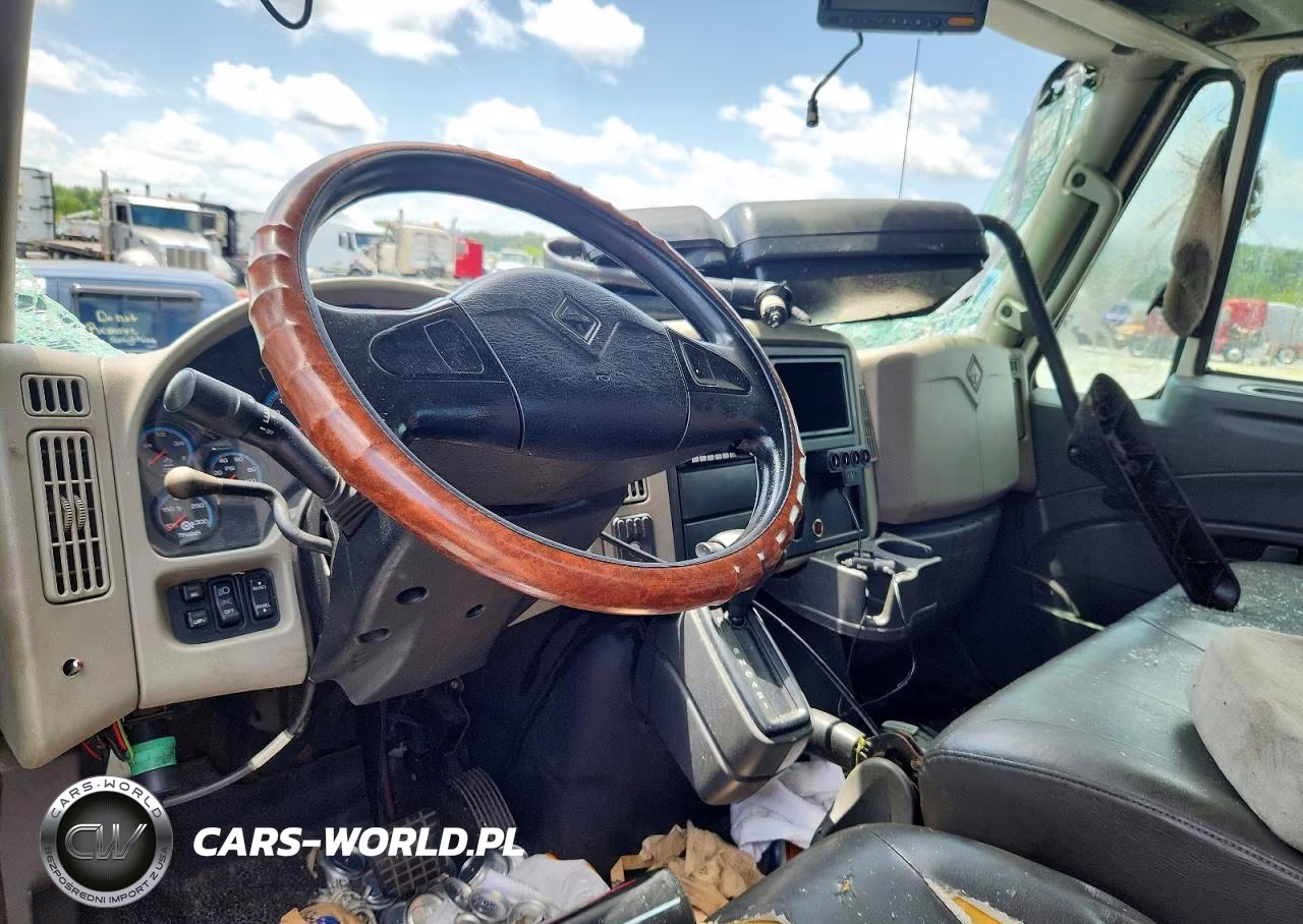 2016 International 4300 Box Truck VIN:3HAMMMMM6GL074297 - 8