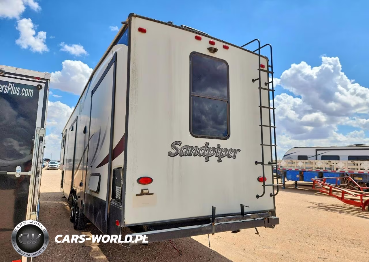 2018 Forest River Sandpiper Camper VIN:4X4FSAP29JJ036616 - 4