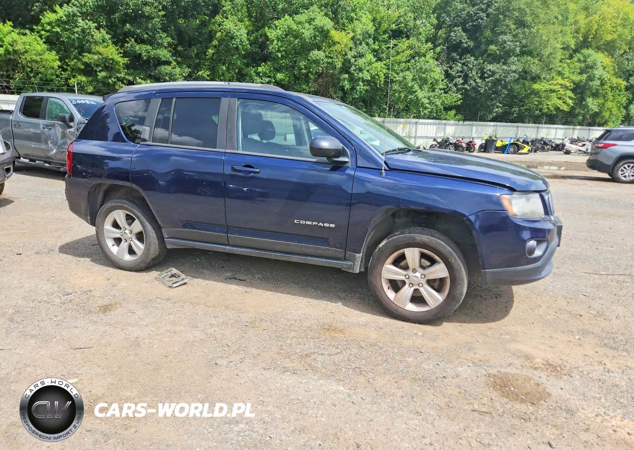 2015 Jeep Compass Sport VIN:1C4NJDBB6FD437835 - 4