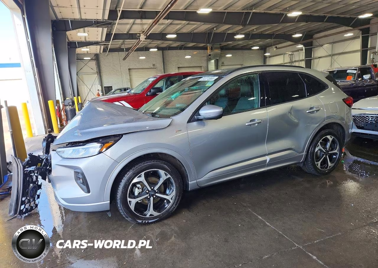 2023 Ford Escape St Line Select – zdjęcie 1 z 13