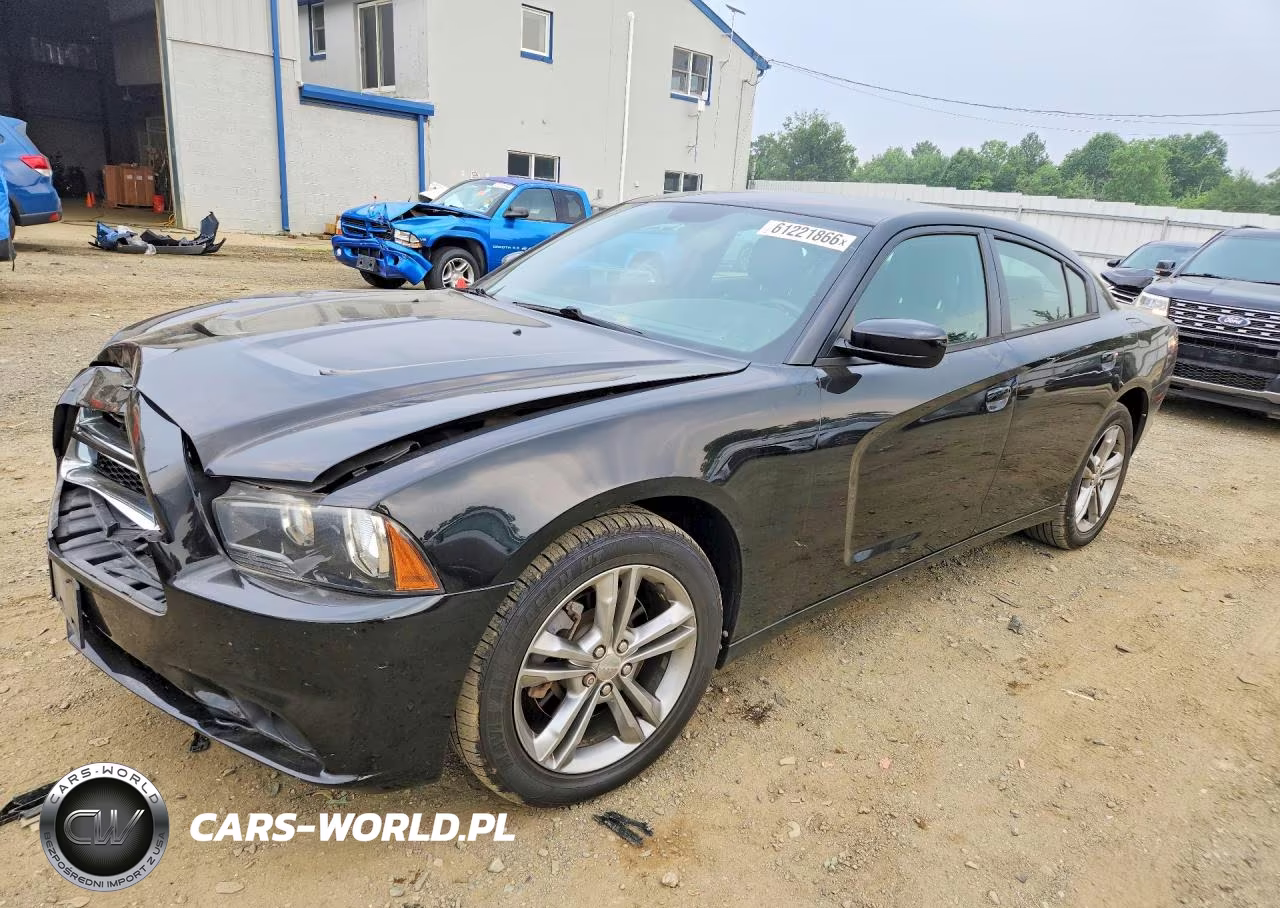 2013 Dodge Charger Sxt – zdjęcie 1 z 12