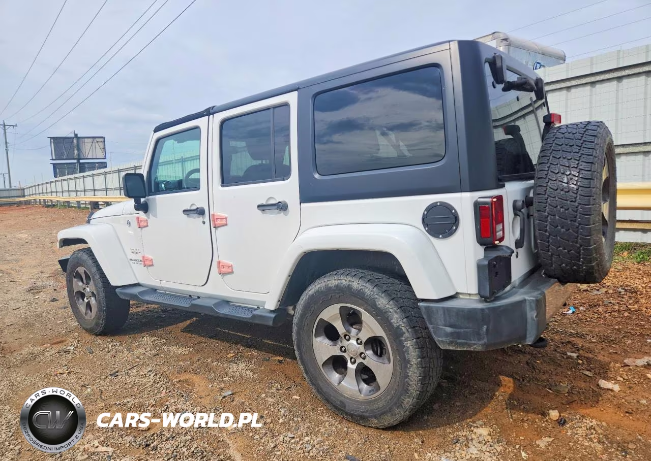 2017 Jeep Wrangler Unlimited Sahara VIN:1C4BJWEG6HL581707 - 2