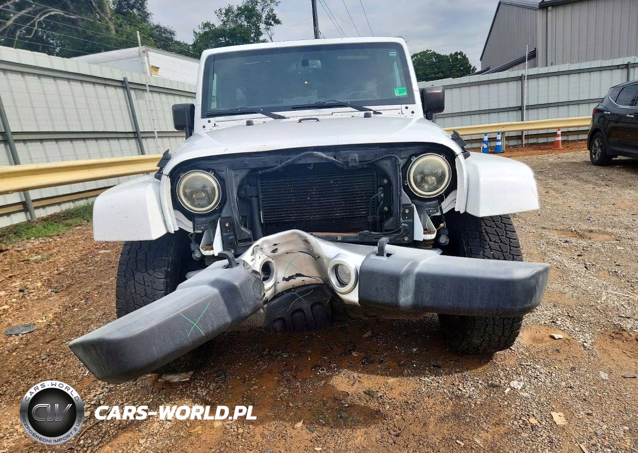 2017 Jeep Wrangler Unlimited Sahara VIN:1C4BJWEG6HL581707 - 5