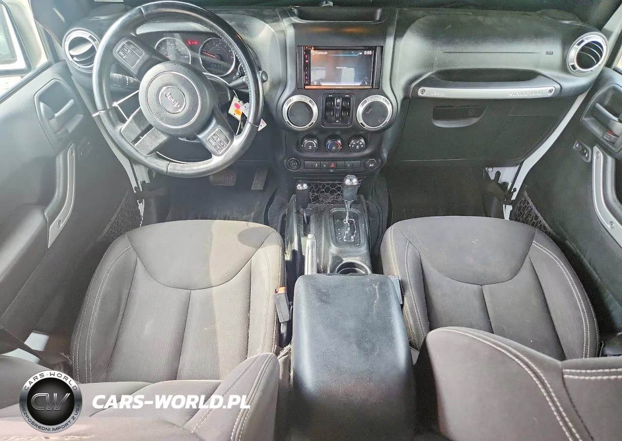 2017 Jeep Wrangler Unlimited Sahara VIN:1C4BJWEG6HL581707 - 8
