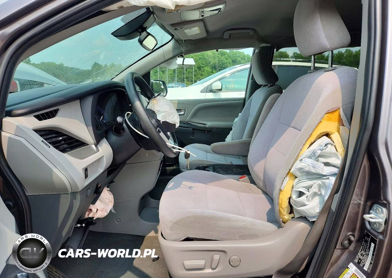2020 Toyota Sienna Le VIN:5TDKZ3DC7LS073078 - 7