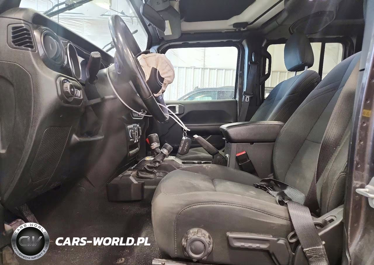 2020 Jeep Wrangler Unlimited Sport VIN:1C4HJXDG2LW314749 - 7