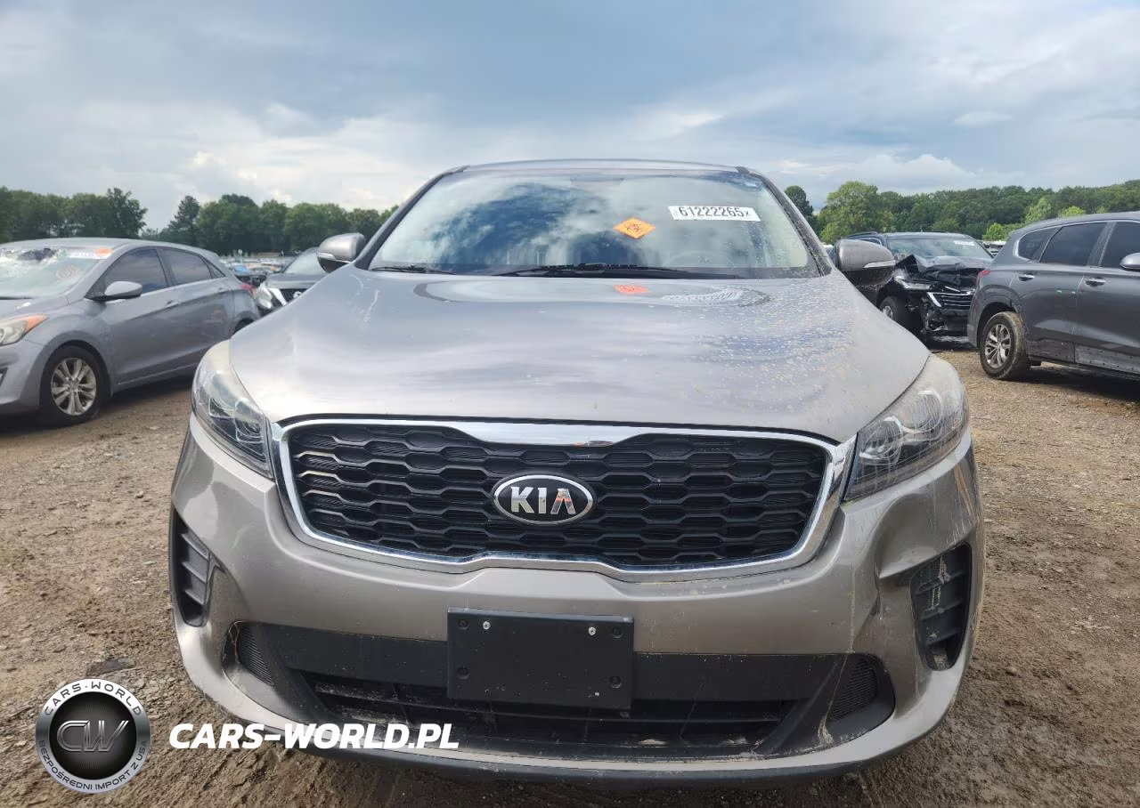 2019 Kia Sorento L VIN:5XYPG4A34KG509709 - 5
