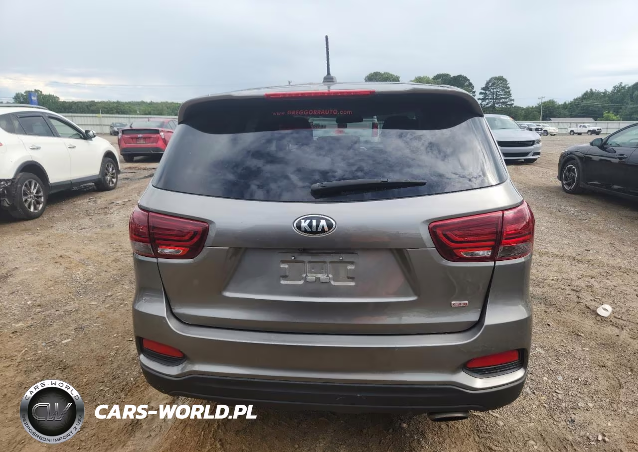 2019 Kia Sorento L VIN:5XYPG4A34KG509709 - 6