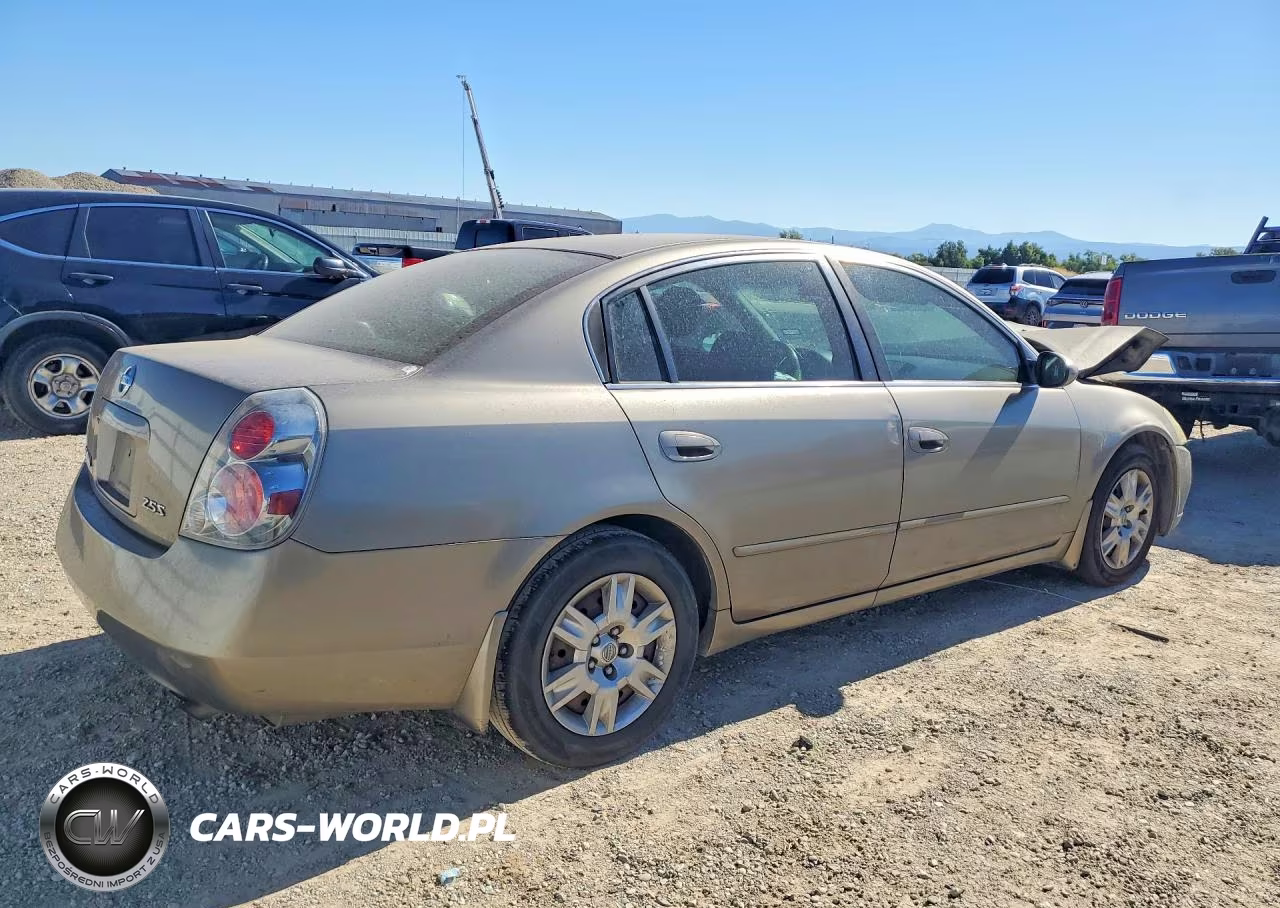 2005 Nissan Altima 2.5 VIN:1N4AL11DX5N932984 - 3