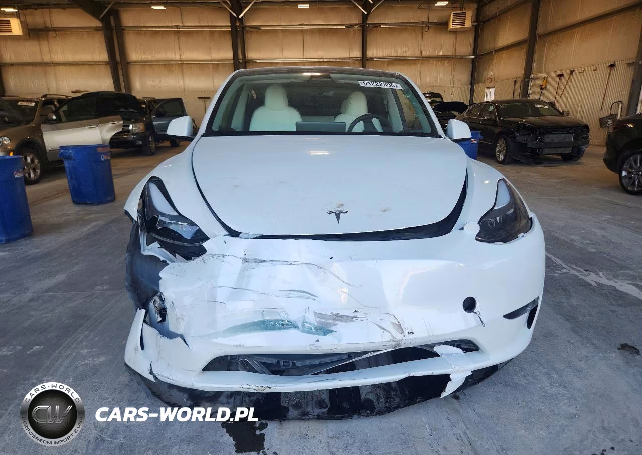 2023 Tesla Model Y VIN:7SAYGAEE1PF759294 - 5