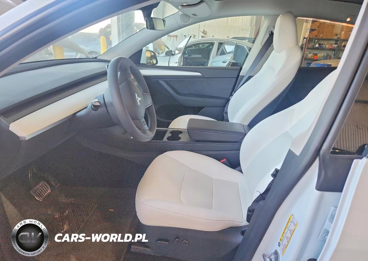 2023 Tesla Model Y VIN:7SAYGAEE1PF759294 - 7