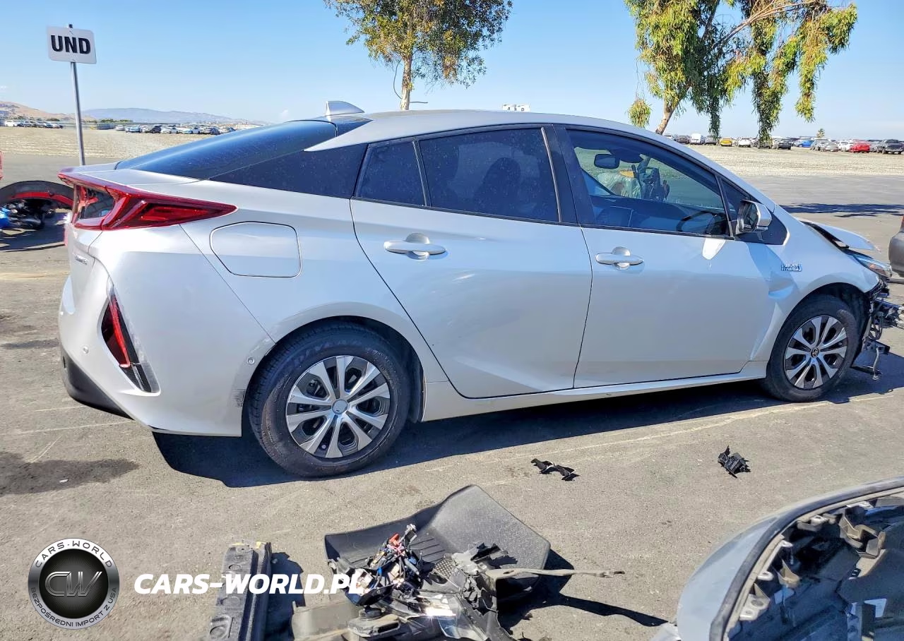 2021 Toyota Prius Prime Limited VIN:JTDKAMFP3M3172089 - 3