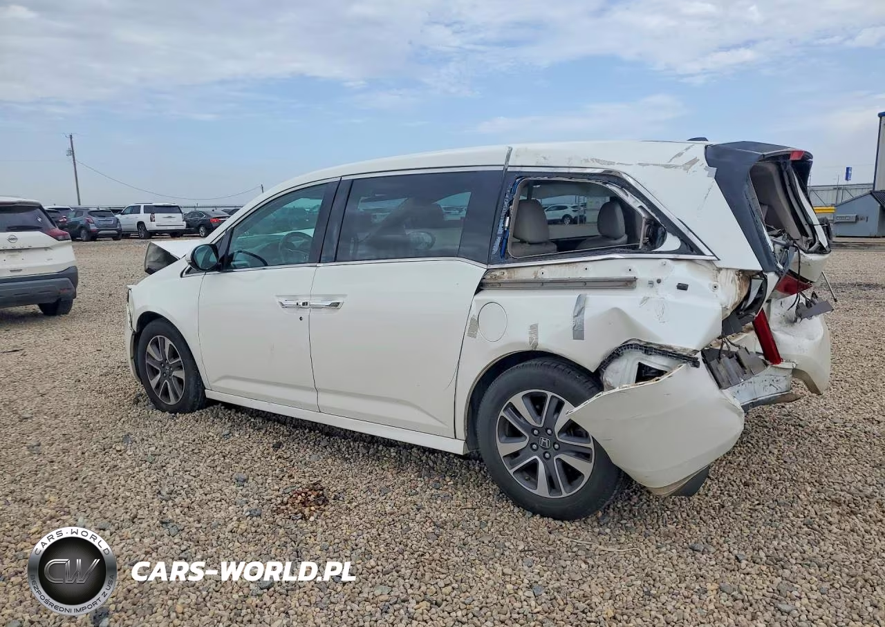 2014 Honda Odyssey Touring VIN:5FNRL5H93EB045179 - 2