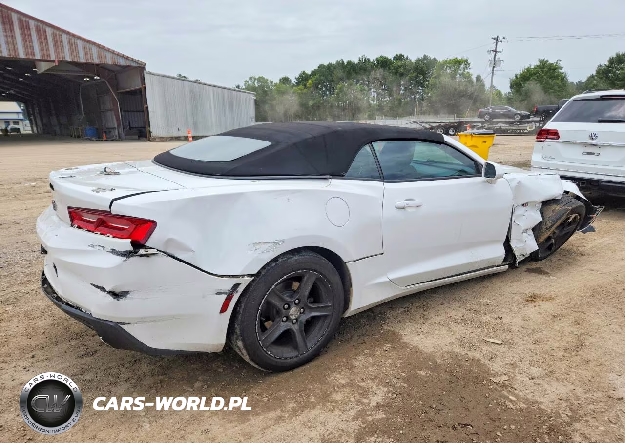2017 Chevrolet Camaro Lt VIN:1G1FB3DS8H0139332 - 3