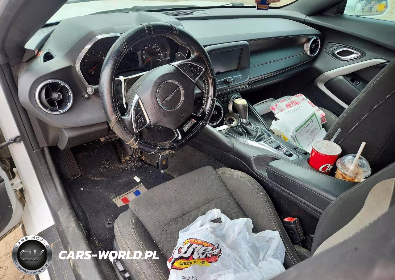 2017 Chevrolet Camaro Lt VIN:1G1FB3DS8H0139332 - 8