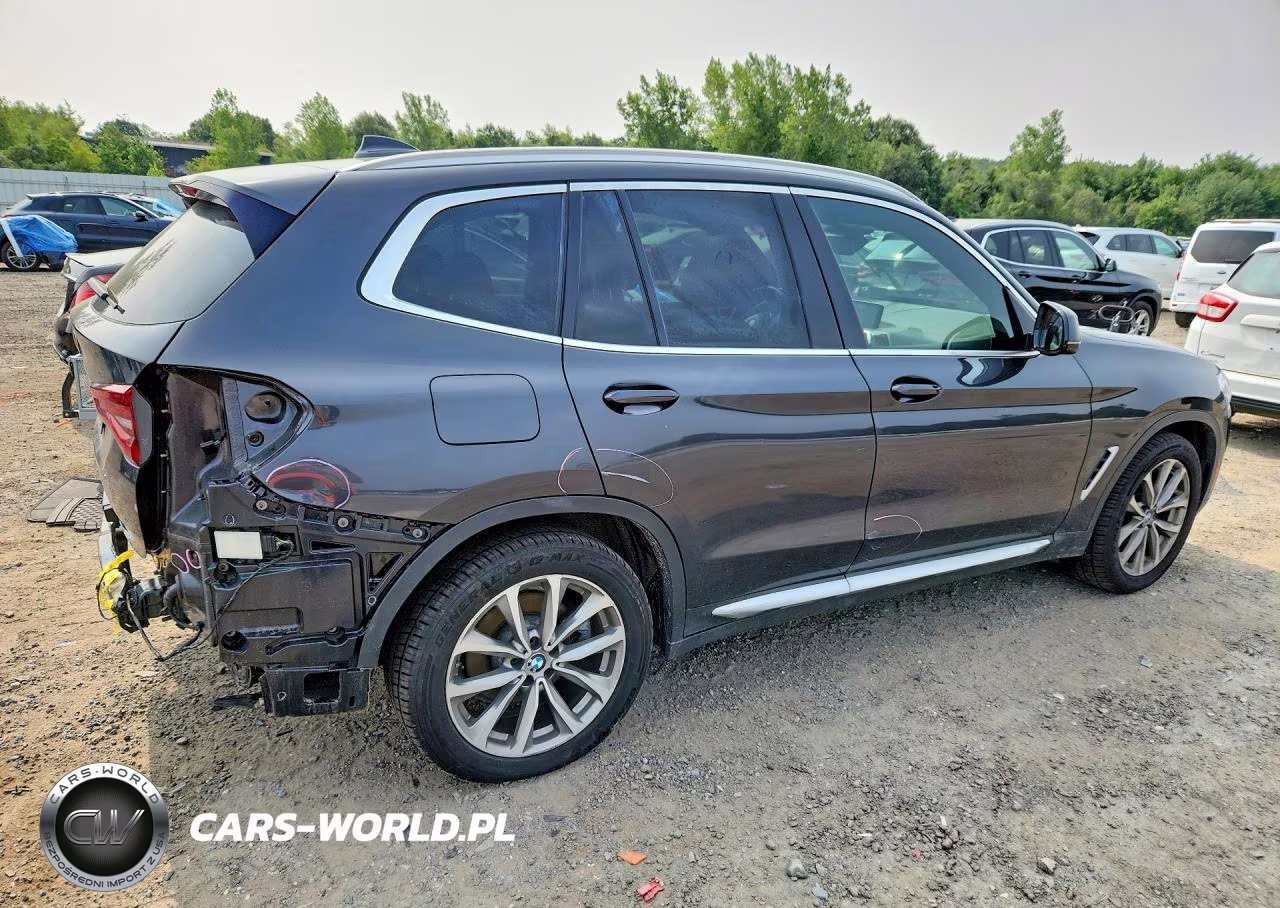 2019 BMW X3 xDrive30I VIN:5UXTR9C57KLD98616 - 3