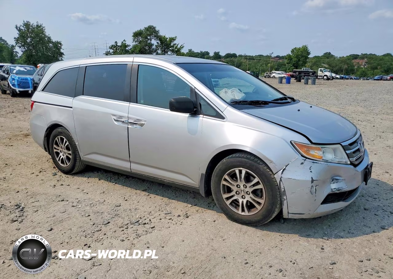 2011 Honda Odyssey Exl VIN:5FNRL5H66BB096130 - 4