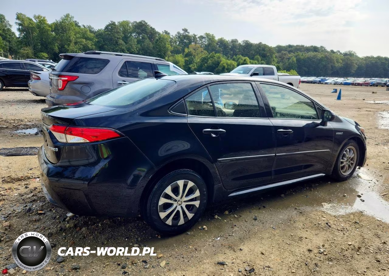 2021 Toyota Corolla Le VIN:JTDEAMDE1MJ021763 - 3